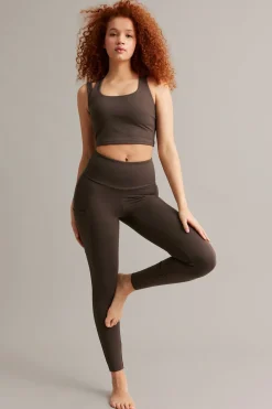 Urheilupaita pehmeästä ja joustavasta jerseykankaasta | Tummanruskea | Naiset | Kappahl