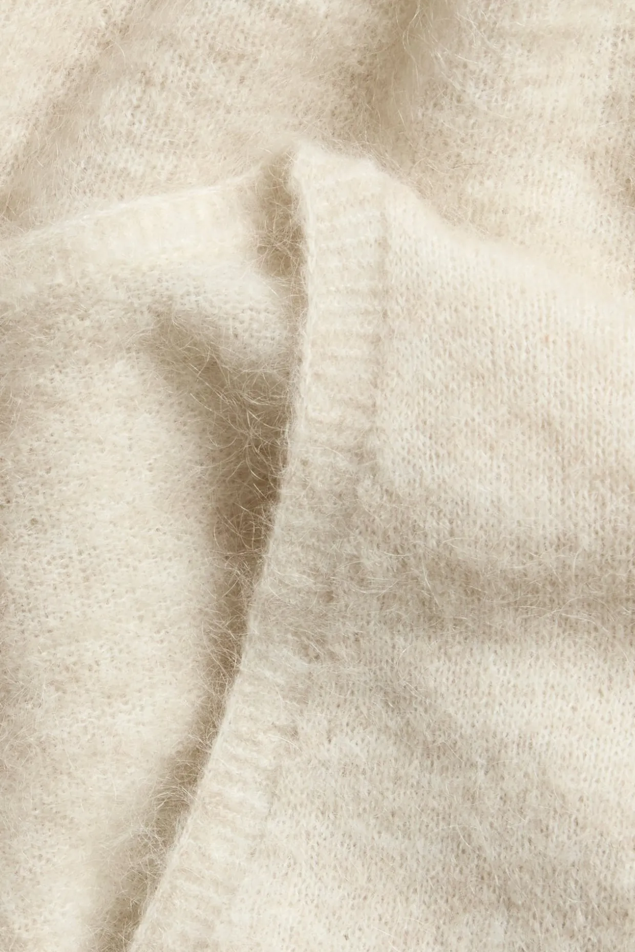 Villasekoitteinen kietaisuneuletakki | Vaaleanbeige | Naiset | Kappahl