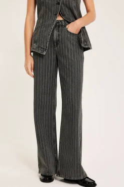 Wide jeans high waist | Tummanharmaa | Naiset | Kappahl