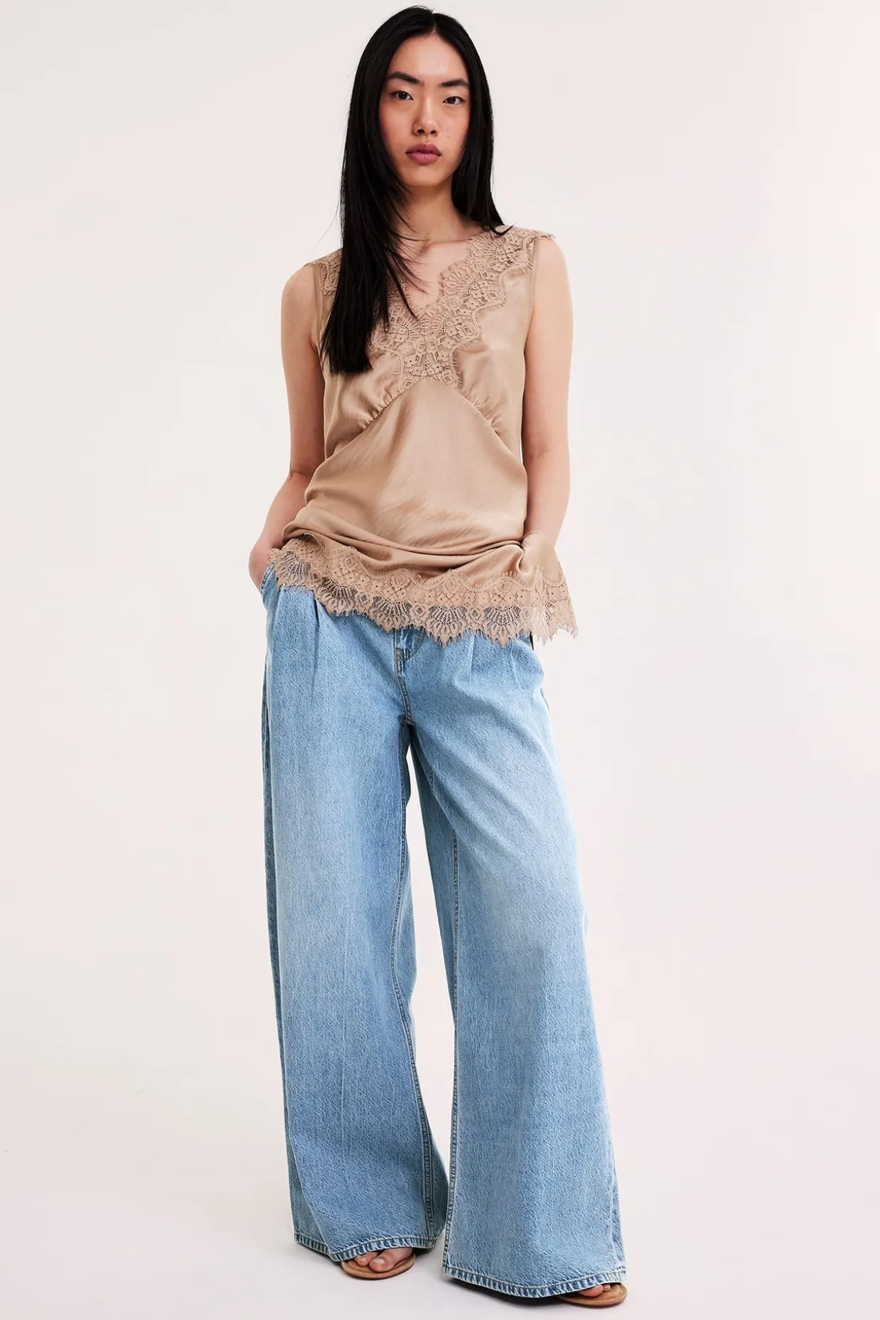 Wide jeans high waist | Vaalea denim | Naiset | Kappahl
