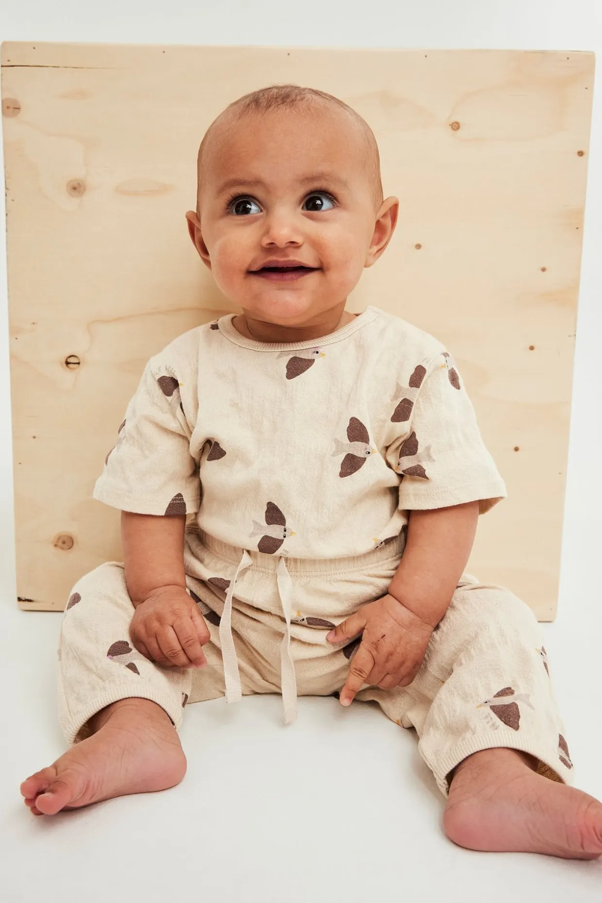 Ylimitoitettu body lintukuvioinnilla | Beige | Lapset | Kappahl
