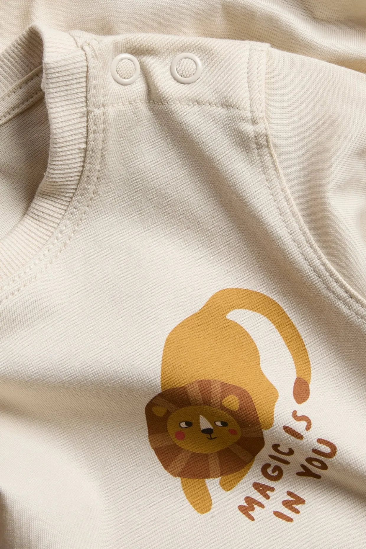 Ylisuuri body, jossa on leijonakuvio | Beige | Lapset | Kappahl