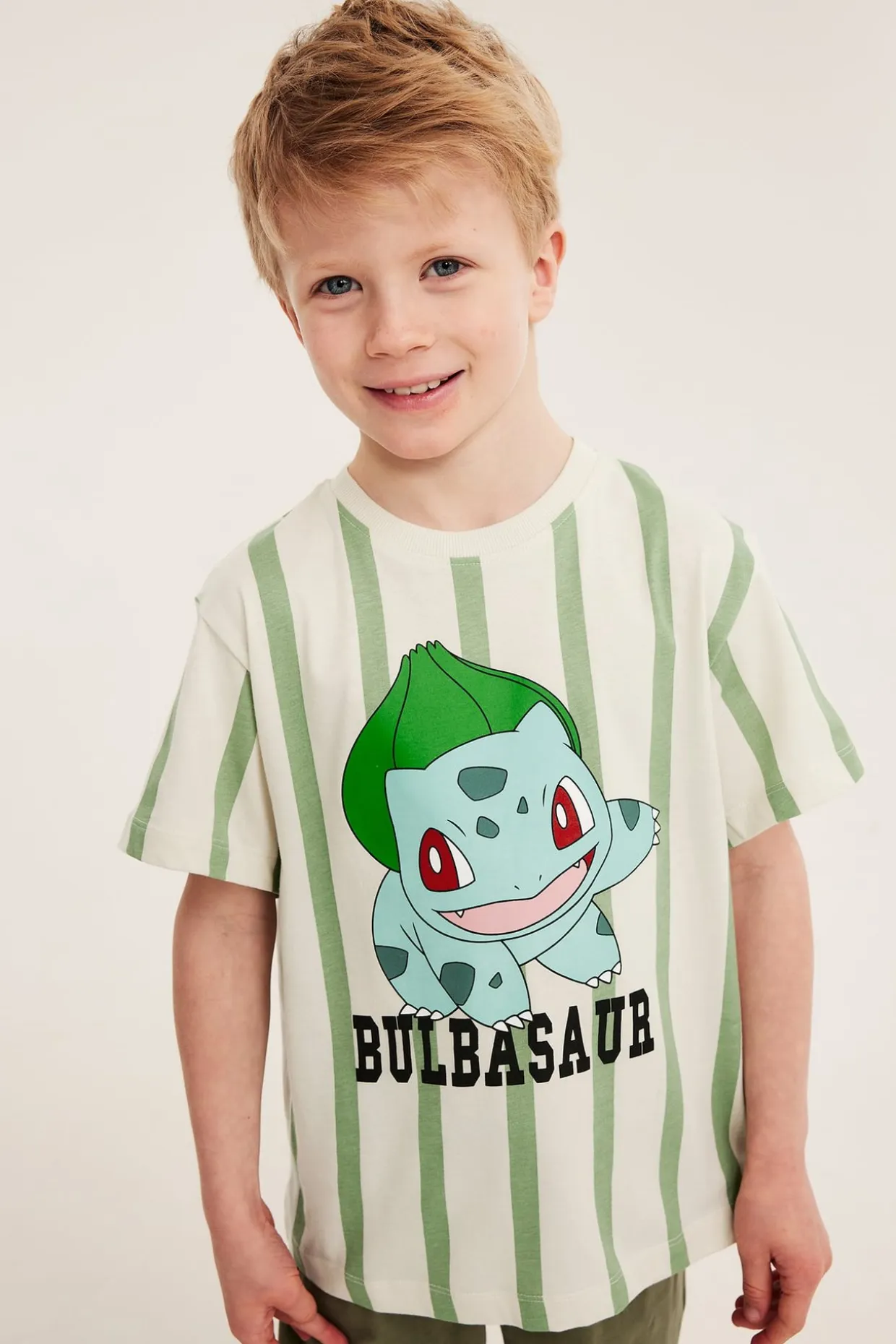 Ylisuuri Pokémon Bulbasaur -t-paita | Vaaleanbeige | Lapset | Kappahl